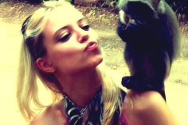 Sasha Strunin na urlopie w Kenii