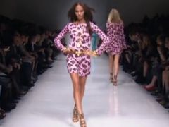 Joan Smalls w pe�nej krasie