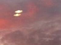 UFO nad Wielk� Brytani�. �wiadkowie z kilku rejon�w kraju potwierdzaj� zjawisko