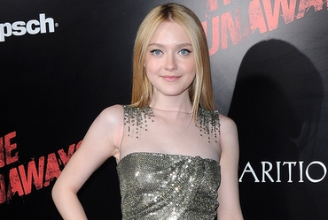 Dakota Fanning szuka m�a!