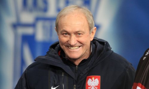 Znowu! Obrazi� wielu ludzi