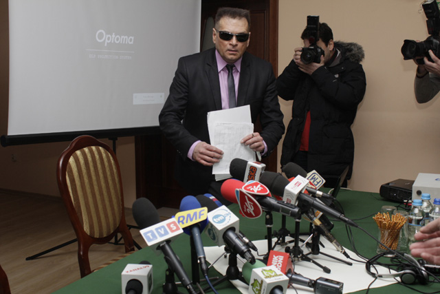 Rutkowski ujawnia szczeg�y sprawy - zdj�cia