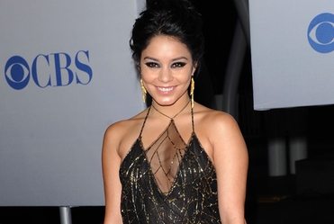 Vanessa Hudgens straci�a pewno�� siebie!