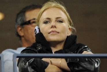 Charlize Theron: Jestem szcz�ciar�!