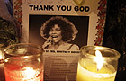 Po�egnanie Whitney Houston ze skandalem w tle