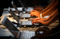 Oto "wrogowie internetu" - kto jest na li�cie?