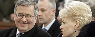 Komorowski z�o�y� bezb��dne �yczenia! Na pewno?