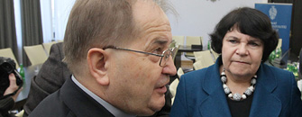 Nie zgadniesz, kto zap�aci� grzywn� za ojca Rydzyka!