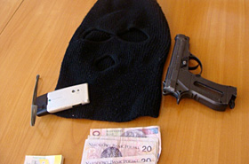 "To jest k... napad!" - bandzior wpad� na gor�cym uczynku