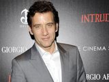 Clive Owen woli m�odych