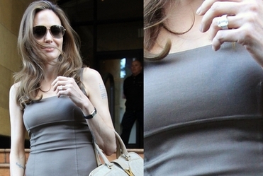 Angelina Jolie z pier�cionkiem zar�czynowym!