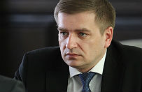 SLD: Bartosz Ar�ukowicz woli odwiedza� Stadion Narodowy,nie ma czasu dla pacjent�w