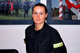 To nie jest zwyk�a policjantka!