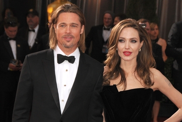 Angelina Jolie i Brad Pitt kupili posiad�o�� w Londynie