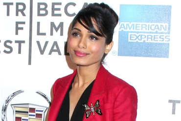 Freida Pinto: popularno�� j� przeros�a