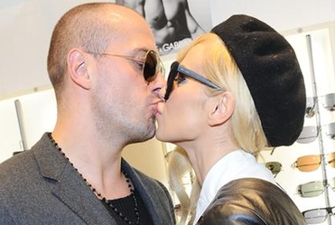 B�a�ej Szychowski: za ma�o w nim macho?!