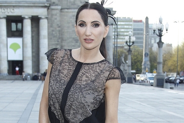 Justyna Steczkowska za�piewa po rosyjsku i...