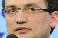 Ziobro po wyroku ws. Sawickiej: mnie i Kami�skiemu nale�� si� przeprosiny 