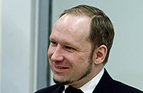 Polak, kt�ry prze�y� masakr� na wyspie Utoya, zeznawa� w s�dzie