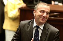 Pesymistyczne przewidywania Grzegorza Brauna, eksperta Radia Maryja