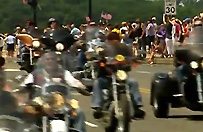 Motocykli�ci oddali ho�d weteranom wojny - film