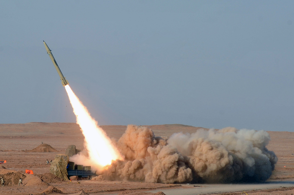 Iran udoskonala już swoje rakiety, czy wkrótce zdobędzie także broń atomową?