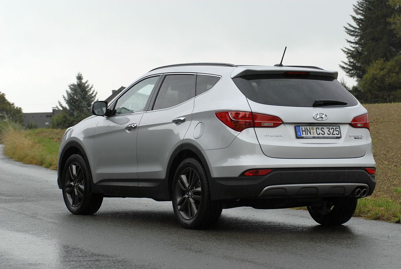 hyundai_santa_fe_1.jpeg
