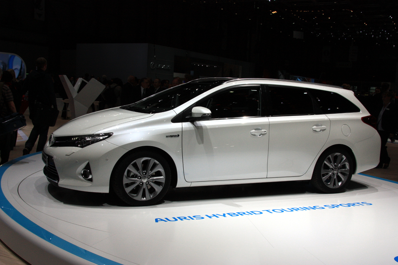 toyota auris game #4