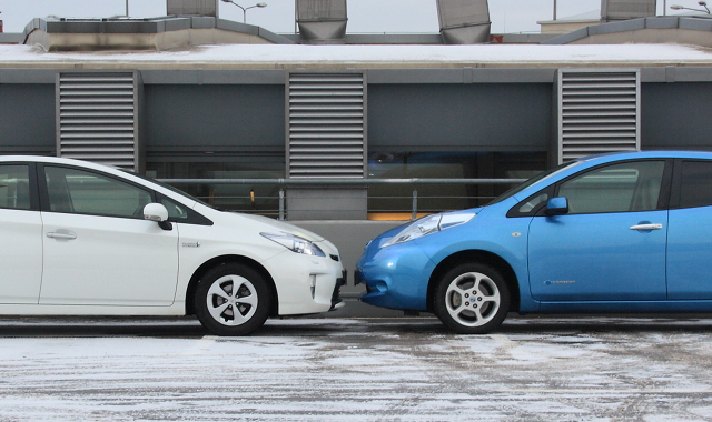 Where to plug in nissan leaf #3