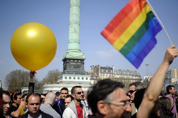 Francuski parlament zezwolił na małżeństwa gejowskie