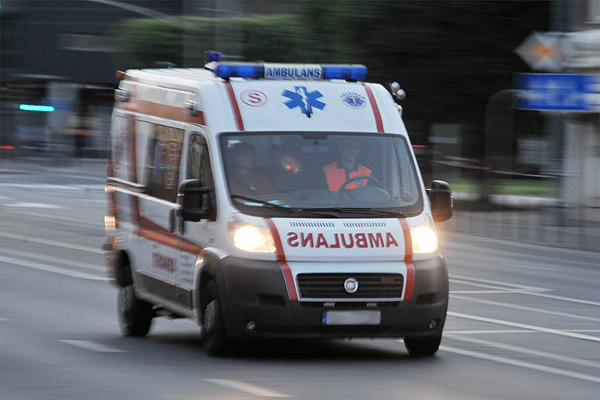 Półtoraroczny chłopiec wypadł z okna w Płocku 