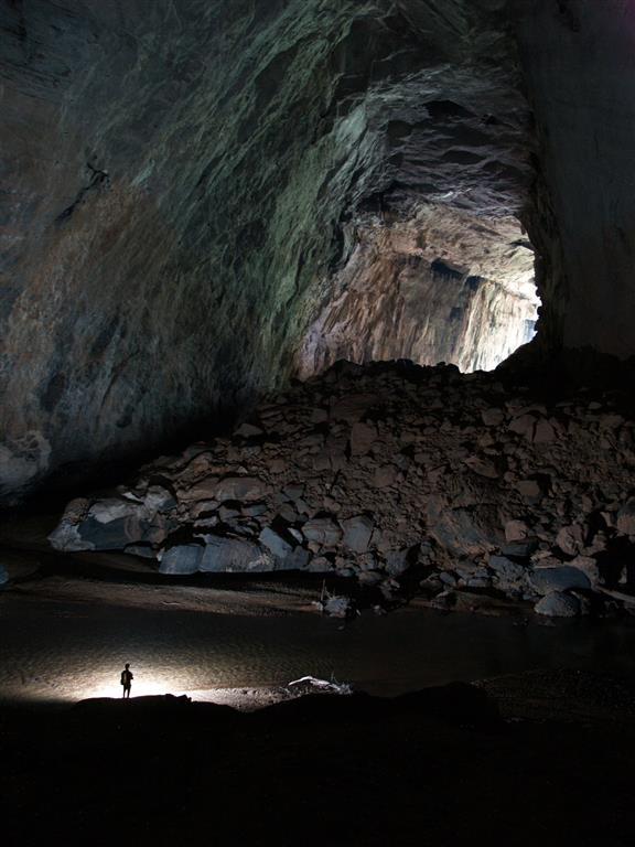 Hang Son Doong - największa jaskinia świata