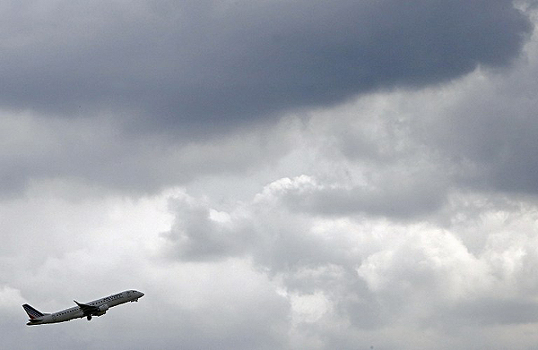 Embraer 190