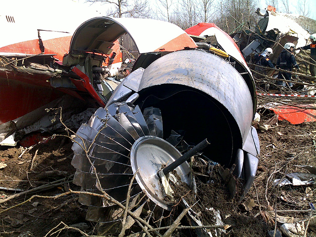 Ogrom zniszczeń w Tu-154M z bliska