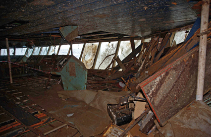 Wewnątrz wraku Costa Concordia