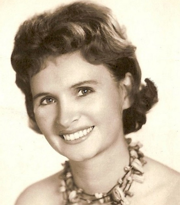 Danuta Szyszknian-Ossowska z domu Janiczak w latach 60.