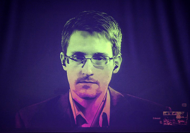 Nie tylko politycy PO, nawet Snowden przejrzał na oczy szkoda że tak późno