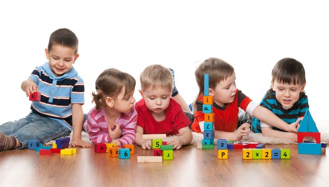 Wczesna edukacja szkolna nie jest dobra dla dzieci