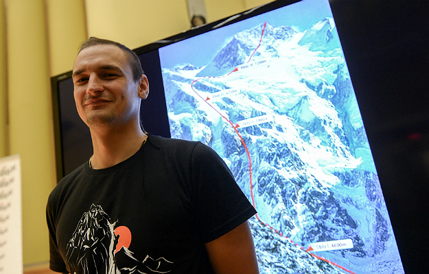 Himalaista Adam Bielecki podczas konferencji nt. próby zdobycia szczytu Nanga Parbat zimą