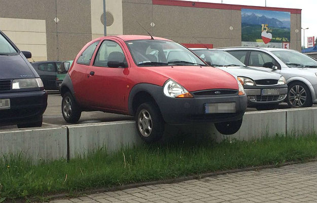 policja_fordka625.jpeg