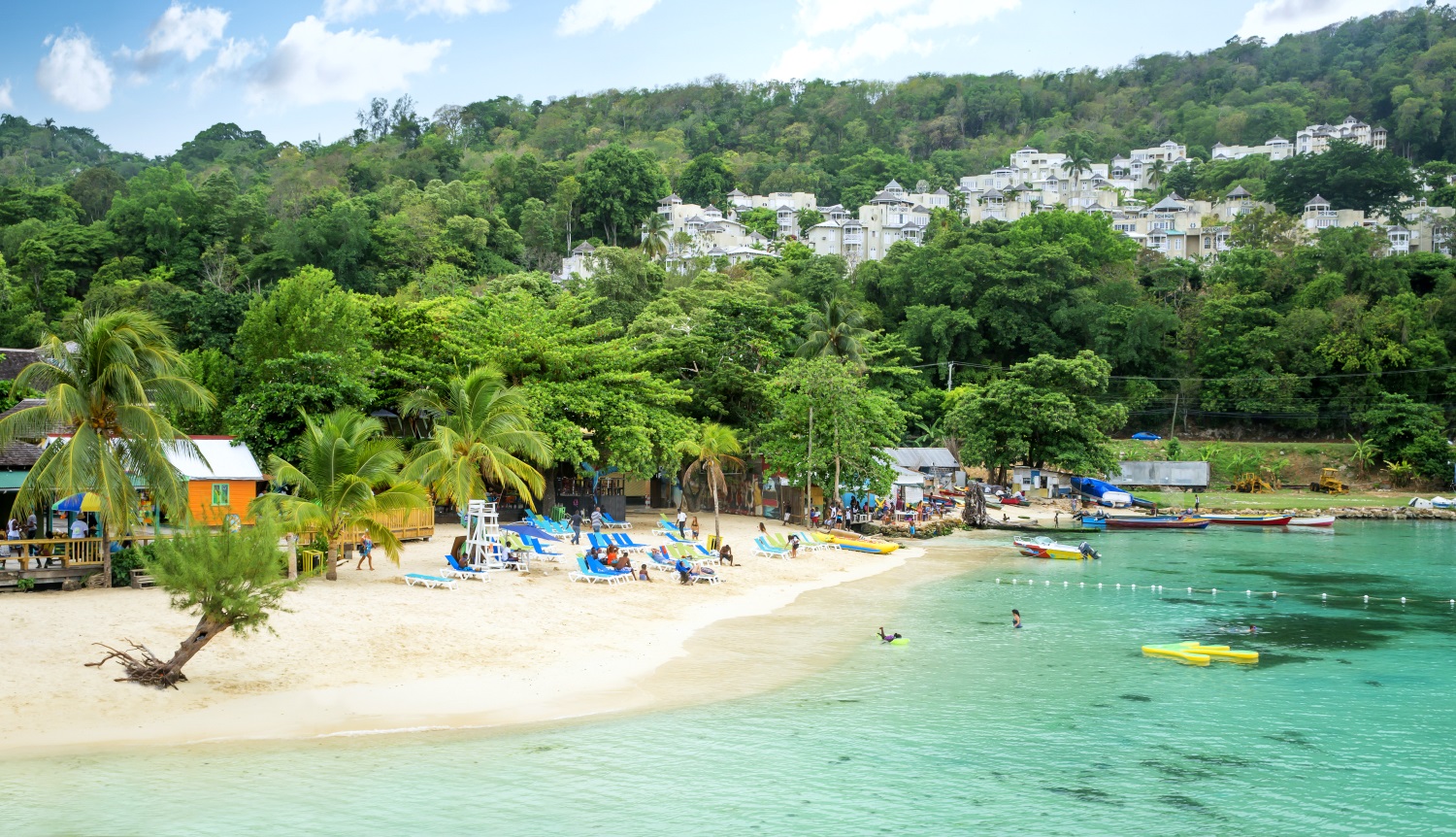 jamajka-ostrov-slunce-rumu-a-reggae-cestov-n-cz