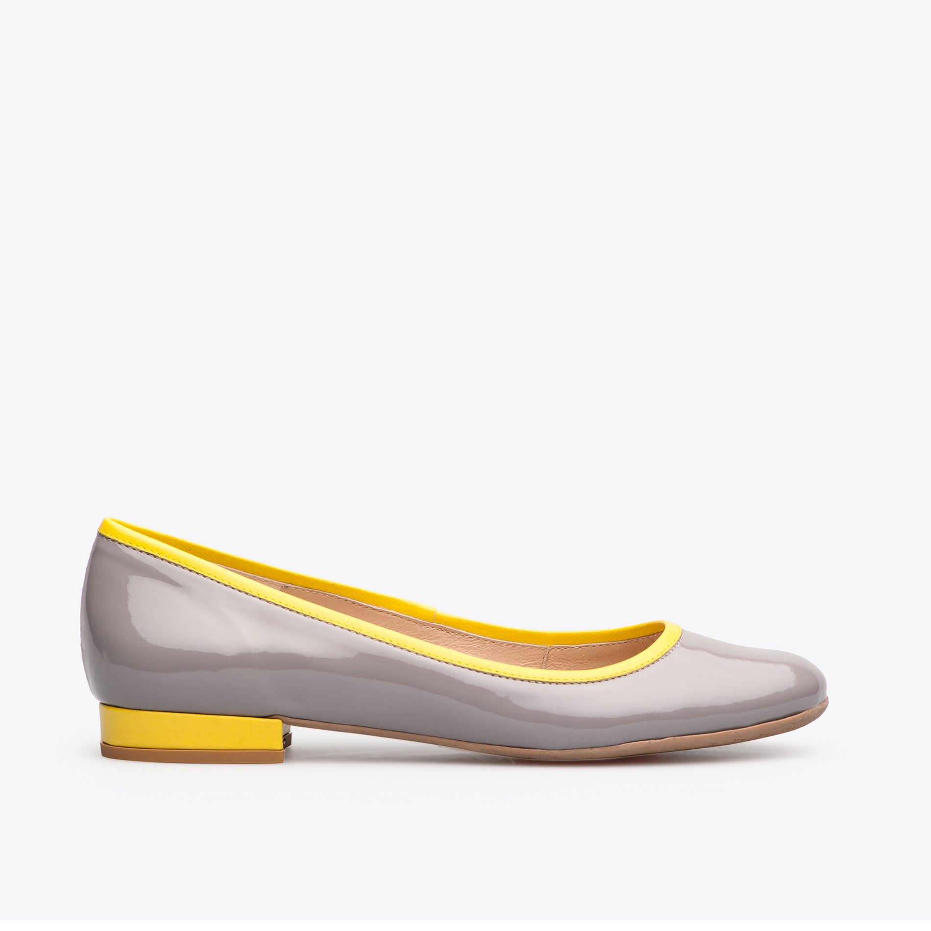 gloss leather shoes