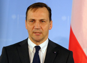 https://i.wp.pl/a/f/jpeg/25450/flaga_radoslaw_sikorski_afp180.jpeg