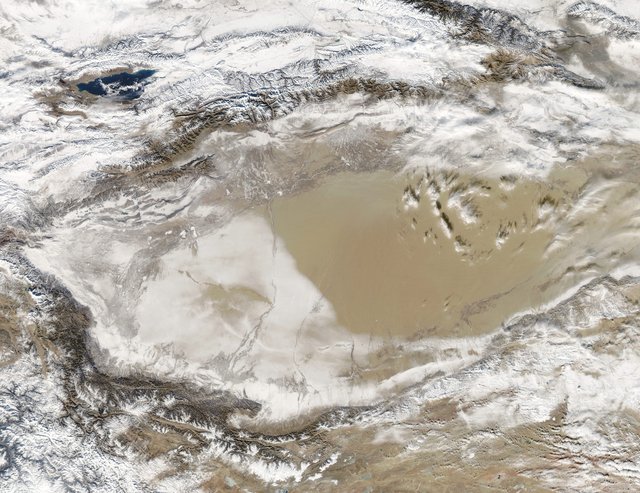 Śnieg na Saharze