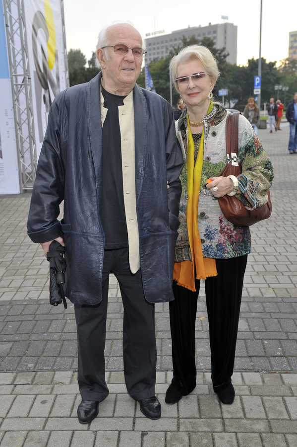 https://i.wp.pl/a/f/jpeg/31958/jerzy_antczak_jadwiga_baranska_akpa.jpeg