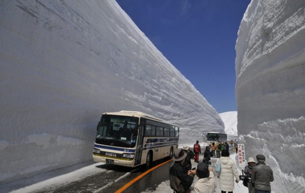 https://i.wp.pl/a/f/jpeg/32773/tateyama1.jpeg